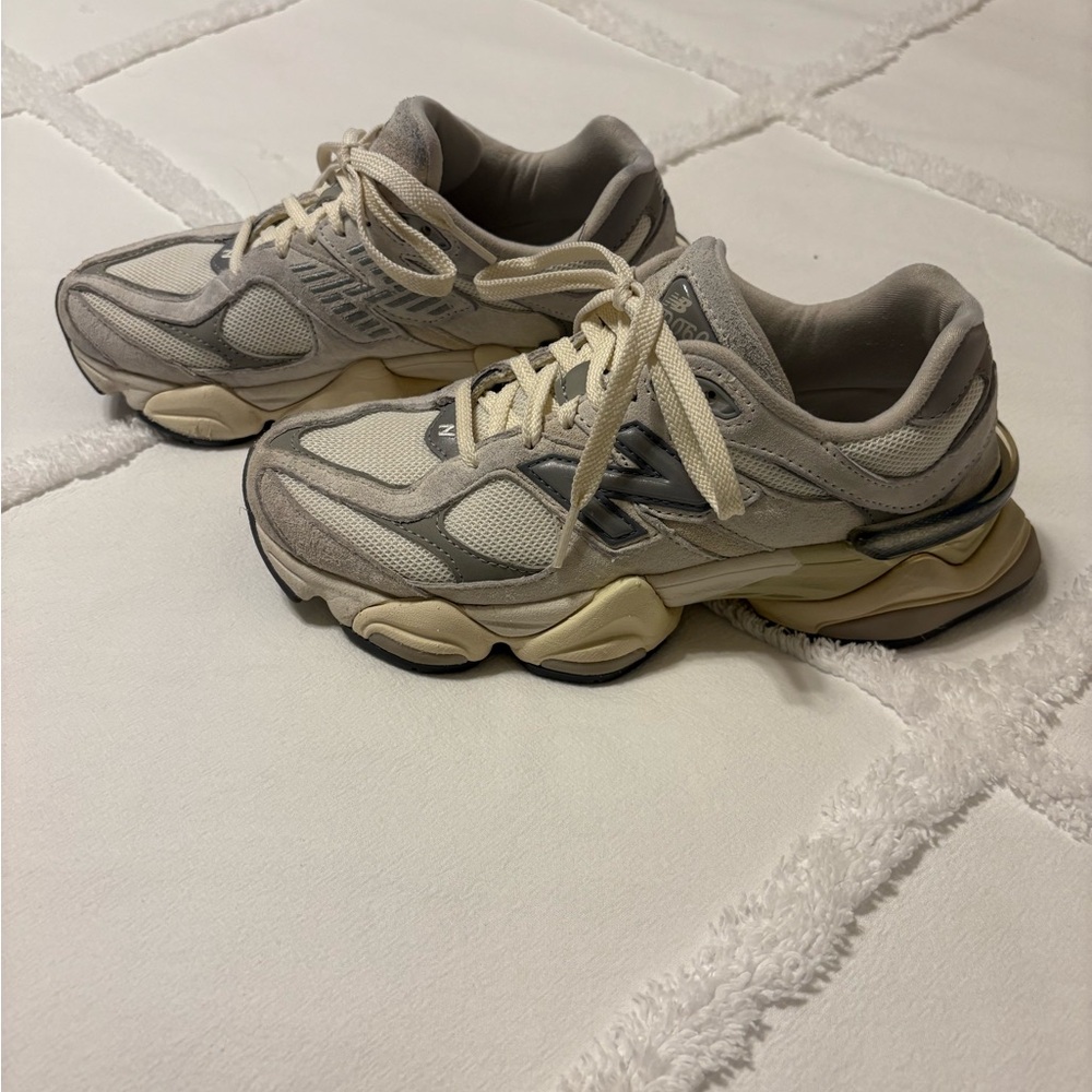 New Balance 9060 Women's Sea Salt Sneakers